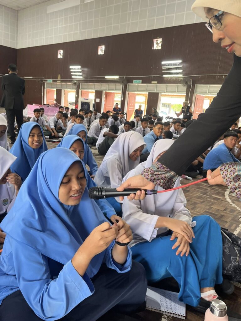 sekolah